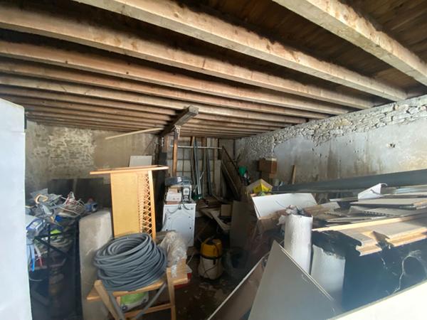 Dépendance St Papoul 4 pièce(s) 229 m2