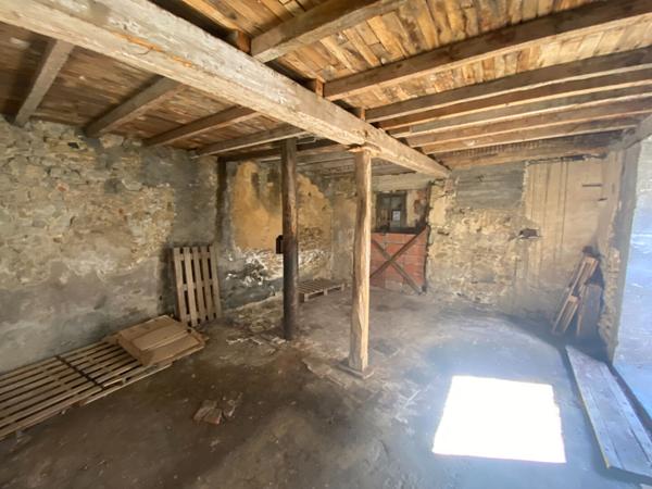 Dépendance St Papoul 4 pièce(s) 229 m2