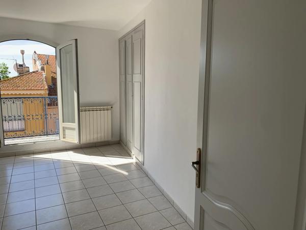 Immobilier Fréjus (83600) – Appartement 92m2 – 235 000 €