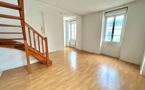 Appartement à louer    4 pièces •  Périgueux