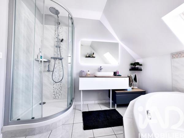 Maison à vendre 6 pièces 150 m² Maurecourt