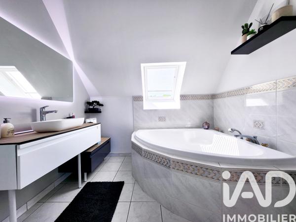 Maison à vendre 6 pièces 150 m² Maurecourt