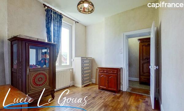 Demeure de 181m², parc clos et arboré, garage à Saulnes