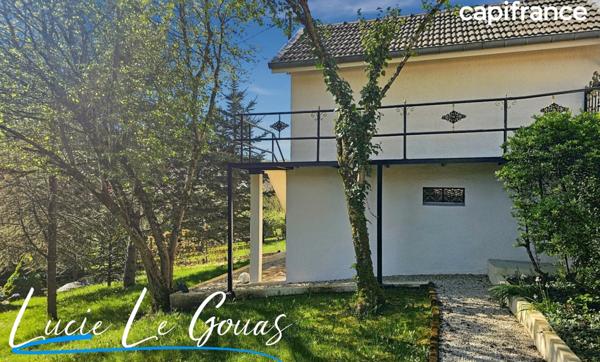 Demeure de 181m², parc clos et arboré, garage à Saulnes