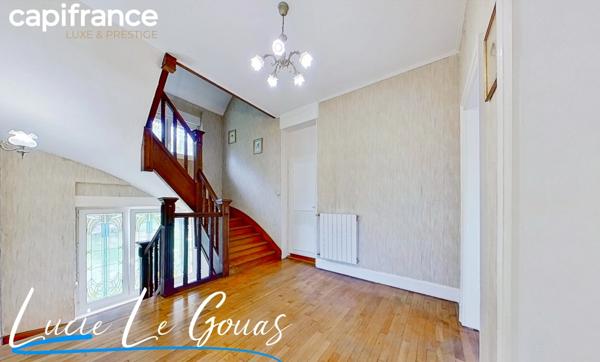 Demeure de 181m², parc clos et arboré, garage à Saulnes