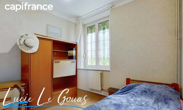 Demeure de 181m², parc clos et arboré, garage à Saulnes