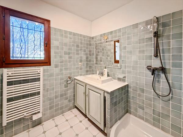 À VENDRE ? Maison T4 de 110 m² avec piscine, terrain de 1 269 m² et garage aménageable ? Les Aubagnens 13190 ALLAUCH