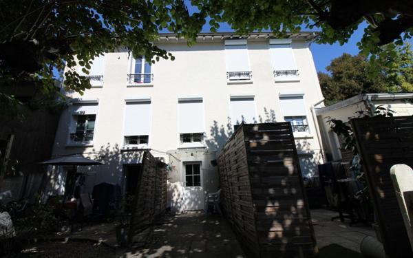 Immeuble à vendre    13 pièces • 397 m2 Champigny-sur-Marne