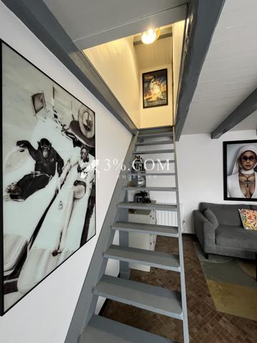 Maison
                                                                                                                                                                                                                                                                                                                        5 pièce(s)                                                                                                                                                                                                          3 chambre(s)                                                                                                                                                                                                          85  m²