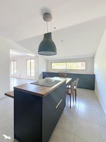 Maison 347 000 € Ambarès-et-Lagrave 5 p 132 m² DPE D