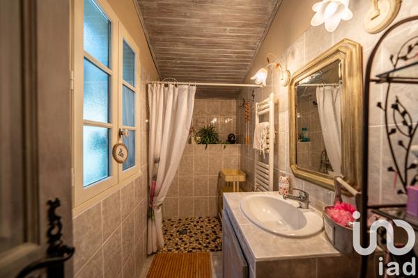 Maison à vendre 4 pièces 133 m² Rochessauve