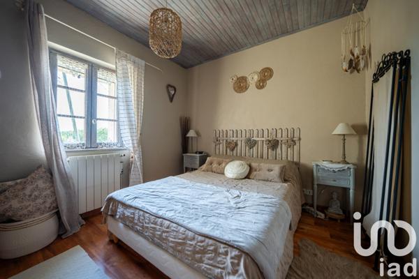 Maison à vendre 4 pièces 133 m² Rochessauve