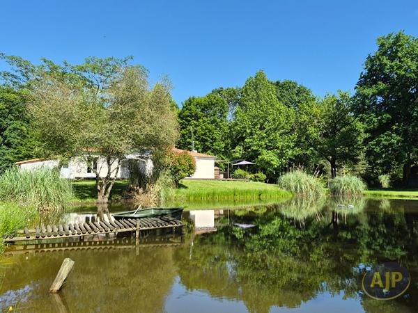 Vente maison La Chevroliere : 497 000 € - AJP Immobilier Saint-Philbert-de-Grand-Lieu