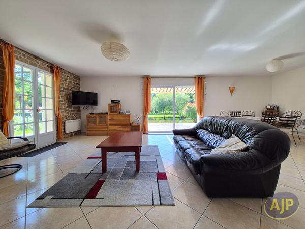 Vente maison La Chevroliere : 497 000 € - AJP Immobilier Saint-Philbert-de-Grand-Lieu