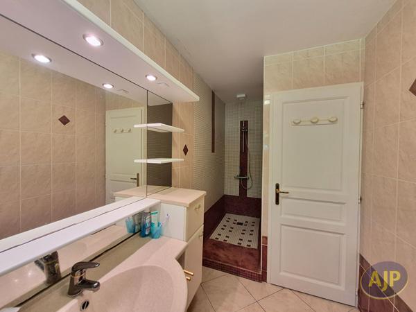 Vente maison La Chevroliere : 497 000 € - AJP Immobilier Saint-Philbert-de-Grand-Lieu