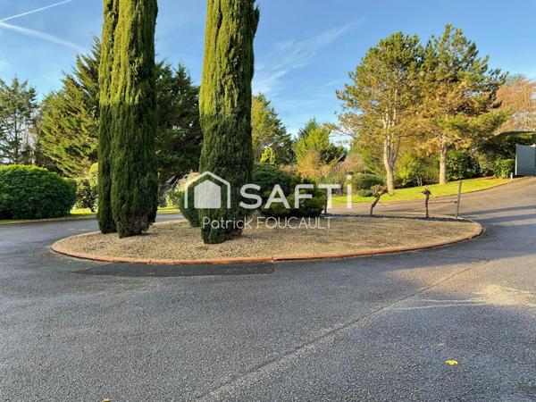 Grande Villa d'architecte scrupuleusement entretenue