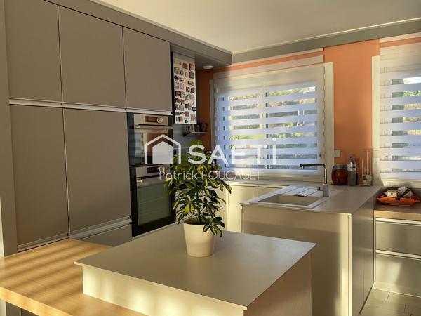 Grande Villa d'architecte scrupuleusement entretenue