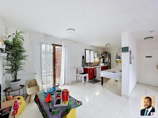 Quartier des Fleurs- Maison 7 pièces sur 325m² de terrain