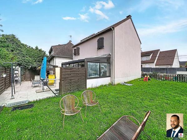Quartier des Fleurs- Maison 7 pièces sur 325m² de terrain