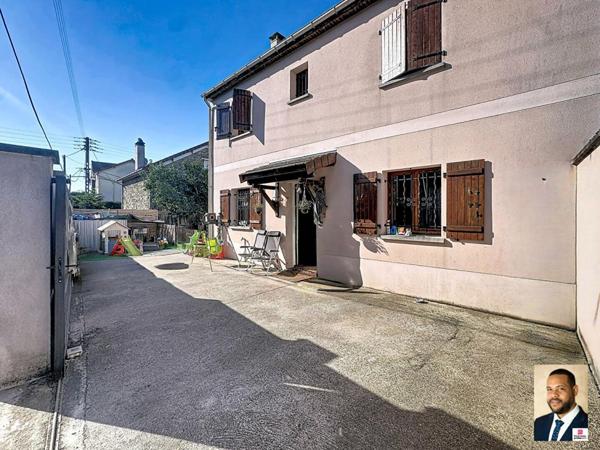 Quartier des Fleurs- Maison 7 pièces sur 325m² de terrain