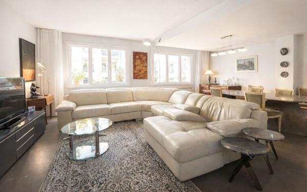 Appartement à vendre    5 pièces • 152,04 m2 Lyon 6