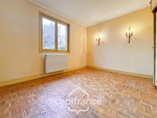 Maison, 5-6 pièces, au calme, dans une impasse, grand terrain de 721 m2, à Champigny-sur-Marne, limite Villers-sur-Marne