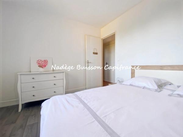 À vendre maison 4 pièces de 90 m² - BRUCOURT - Terrain de 5633 m²