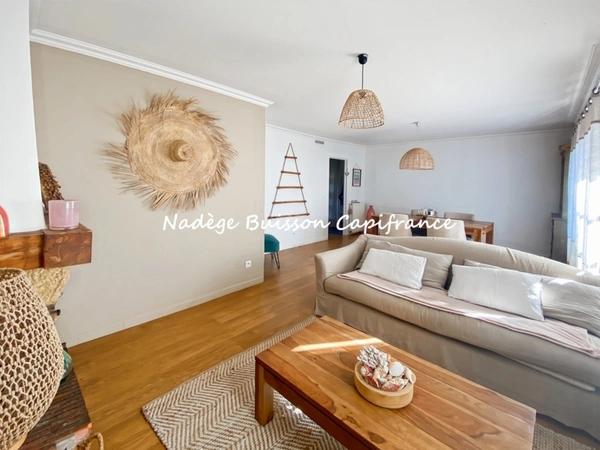 À vendre maison 4 pièces de 90 m² - BRUCOURT - Terrain de 5633 m²