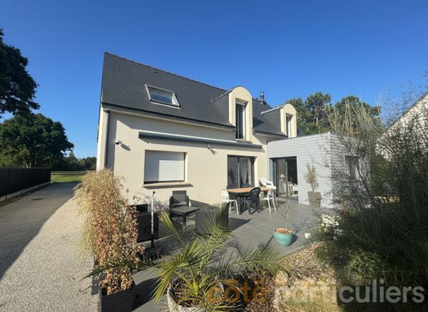 Vente
                Maison155 m² - 7 Pièces -
                    GRAND CHAMP (56390)