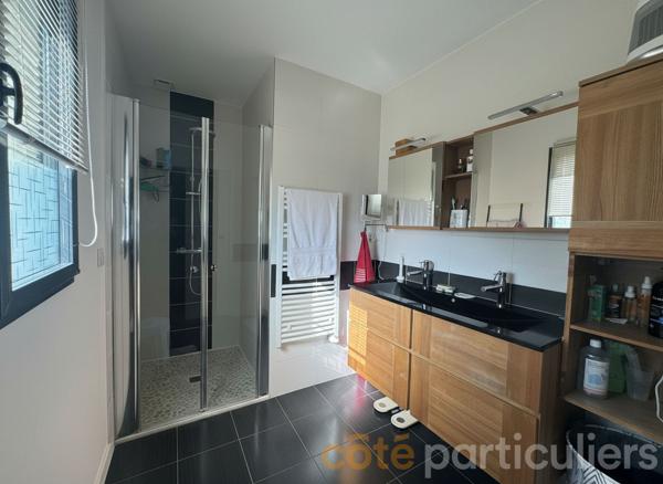 Vente
                Maison155 m² - 7 Pièces -
                    GRAND CHAMP (56390)