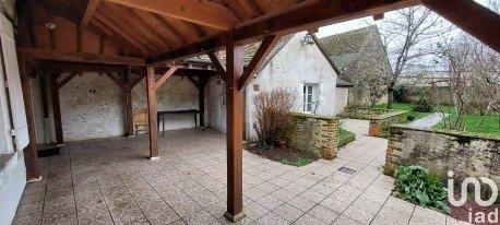 Maison 5 pièces de 133 m² à Contres (41700)