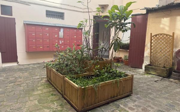 Appartement à vendre    1 pièce • 17,51 m2 Paris 18