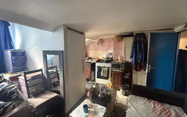 Appartement à vendre    1 pièce • 17,51 m2 Paris 18