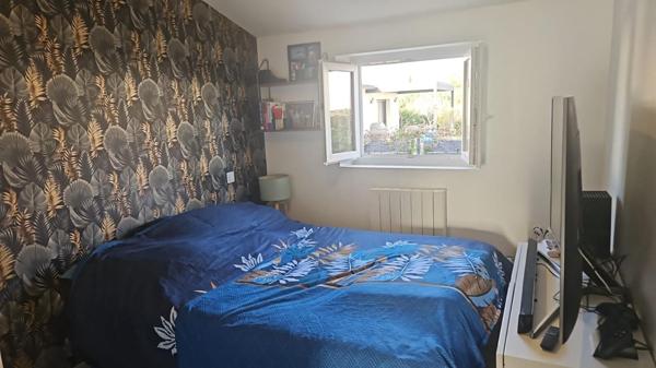 Villa rénovée 3 chambres, terrain 675m2, piscine