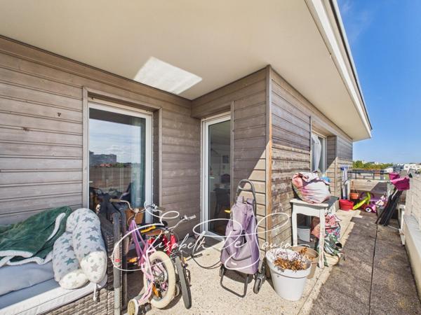 Maisons-Alfort – Dernier étage, 3 pièces avec trois terrasses et vue dégagée