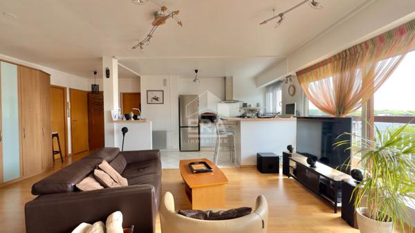 APPARTEMENT 5 PIÈCES 95M2 À ATHIS MONS, DERNIER ÉTAGE, SÉJOUR DOUBLE AVEC BALCON