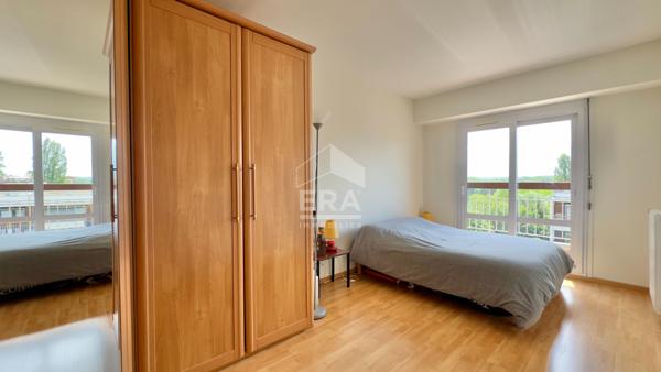 APPARTEMENT 5 PIÈCES 95M2 À ATHIS MONS, DERNIER ÉTAGE, SÉJOUR DOUBLE AVEC BALCON
