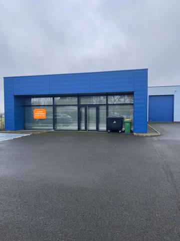 Ruaudin (72230) LOCAL CONTEMPORAIN USAGE COMMERCIAL OU TERTIAIRE