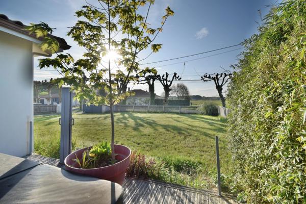 VILLA CIONTEMPORAINE à vendre 5 pièces SOUSTONS (40) de 130 m² proche du lac au calme.