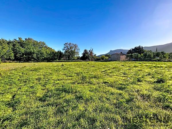 Terrain à vendre à TRETS - Vue sur Mont Aurelien
