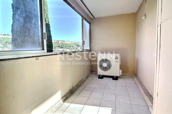 VITROLLES - Appartement 3 pièces 78 m2 avec cave, terrasse et loggia