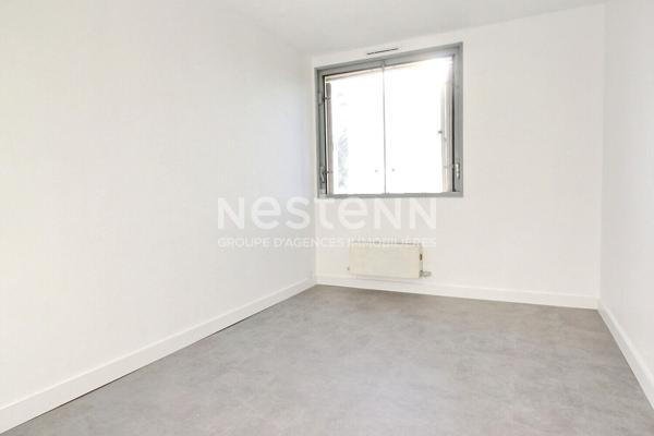 VITROLLES - Appartement 3 pièces 78 m2 avec cave, terrasse et loggia