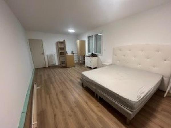 Maison 160 m² – 5 chambres – Vue dégagée – Réguiny