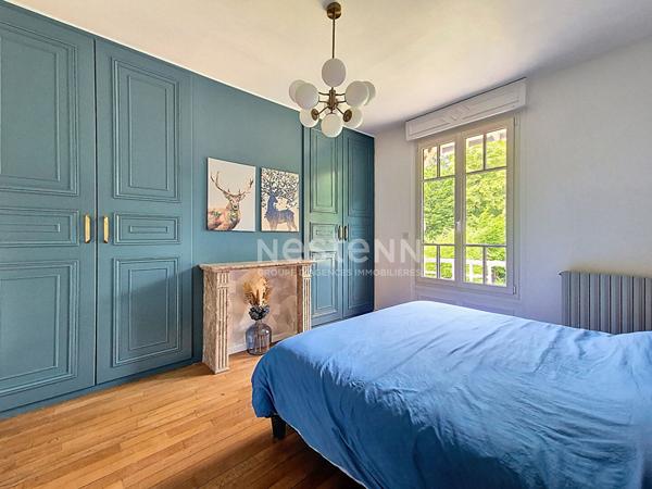 Maison avec dépendances, 12 Pièces 250 m² habitables, parc de 4500 m²