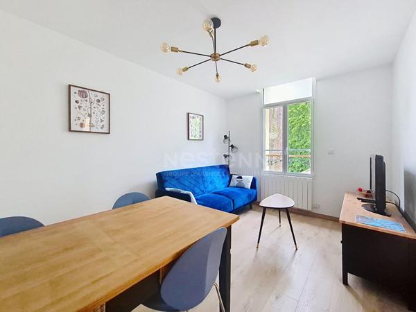 Maison avec dépendances, 12 Pièces 250 m² habitables, parc de 4500 m²