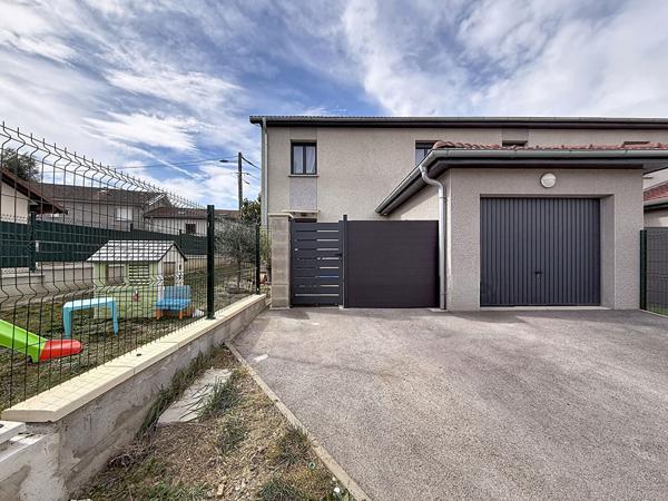 Jolie Maison Rignieux Le Franc 4 pièce(s) 85.15 m2 sur une parcelle de 226m2 avec garage