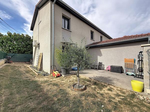 Jolie Maison Rignieux Le Franc 4 pièce(s) 85.15 m2 sur une parcelle de 226m2 avec garage