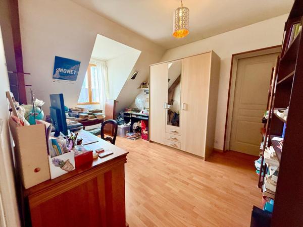 Maison à Saint-Fargeau-Ponthierry, 77310 - 7 pièces 128m²