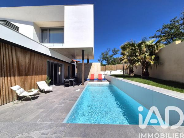 Maison à vendre 6 pièces 206 m² Perpignan