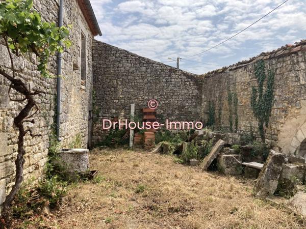 Bien immobilier à vendre 3 pièces de 320 m²